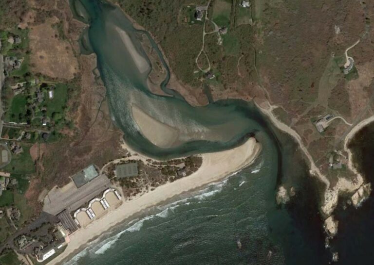 Coomera River dredging about to begin - Dredging Today